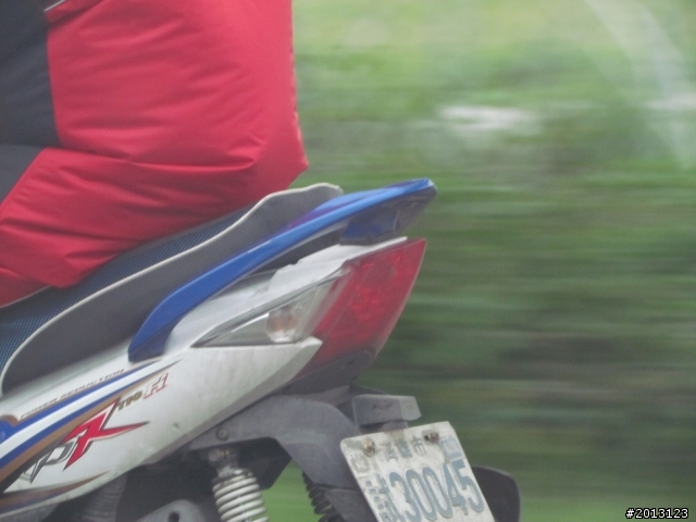 同一天, 我又拍到光陽測試"車隊"了......