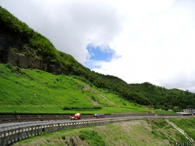 2012-8-12-13塔塔加麟趾山古道逍遙遊