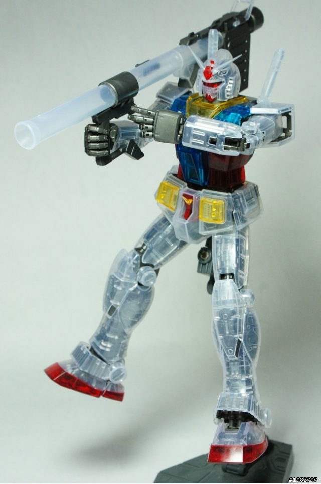 [分享] MG RX-78-2 Ver2.0 EXPO透明版
