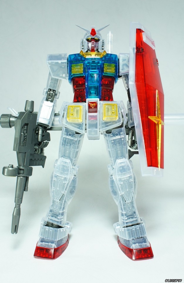 [分享] MG RX-78-2 Ver2.0 EXPO透明版