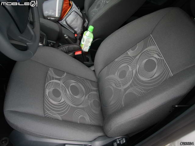 Ford FIESTA 1.6 4D 之林麥克駕馭心得 ~ 呼，花了6小時寫這篇第一次01試駕文章
