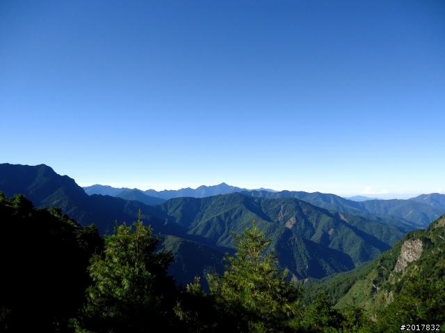 2012-8-12-13塔塔加麟趾山古道逍遙遊