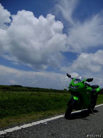 陪我渡過一年的  ~小綠 ninja 250r  生日快樂