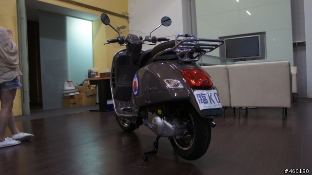 VESPA GTV300~ 分享一下我的第一台黃牌