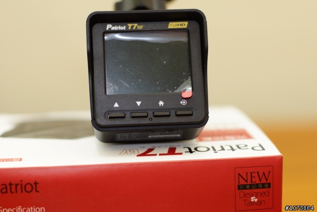 愛國者T7W (Patriot T7W)行車紀錄器開箱試用 and 全視線T5II畫質比較 (8/28增加濃霧影片and畫面擷取)