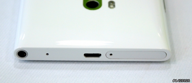 我的 Nokia Lumia 900 簡單介紹^^