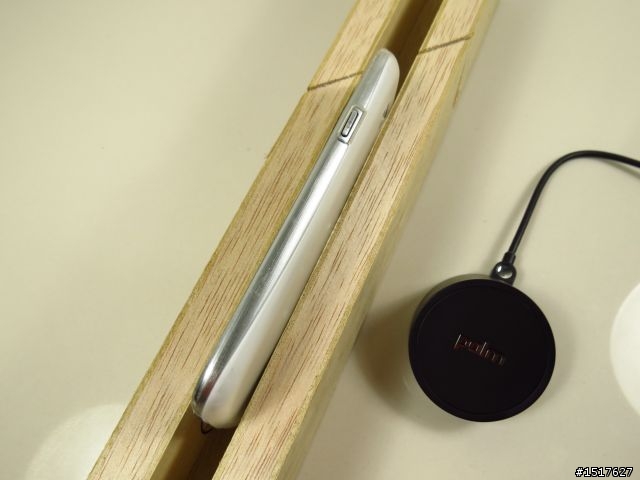 SAMSUNG S3 I9300 忍不住了! 無線充電!! 同廠加映 犧牲打4500mah超大容量電池