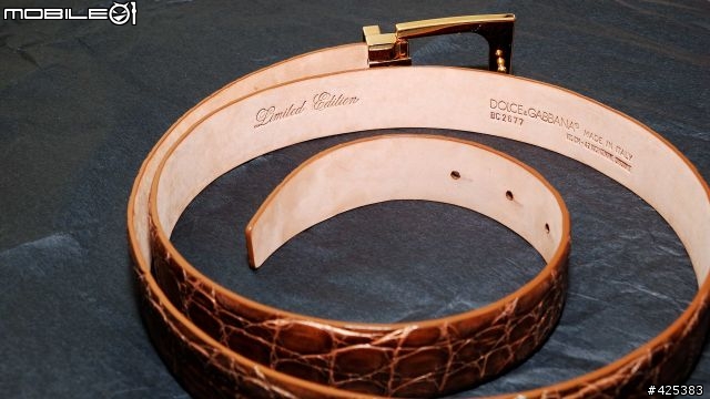 [分享] DSQUARED 2 潑漆割破牛仔褲 (同場加映 D&G 鱷魚皮皮帶) (補實穿圖)