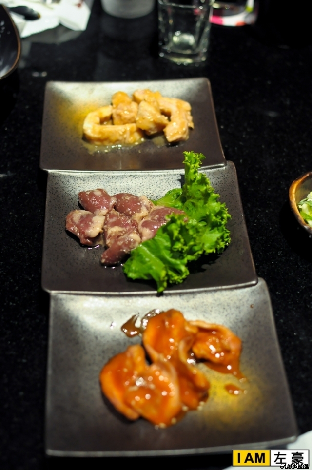 [食記] 高雄。碳佐麻里 精品燒肉 (高美旗艦店) 圖多多~