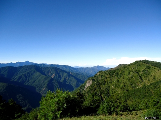2012-8-12-13塔塔加麟趾山古道逍遙遊