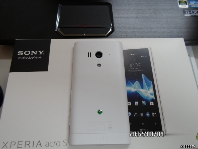 [開箱]找了一個晚上 ACRO S 白色 GET!!