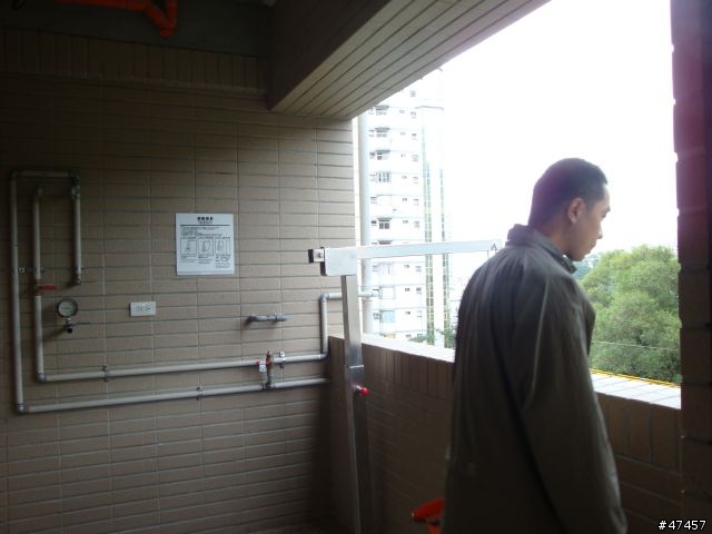 入住半年的家徒四壁風