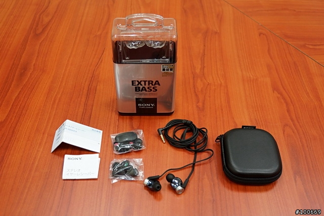 [開箱] 新貨到!! 重低音之新星 SONY MDR-XB90EX 開箱 + 簡單心得