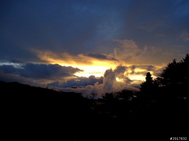 2012-8-12-13塔塔加麟趾山古道逍遙遊