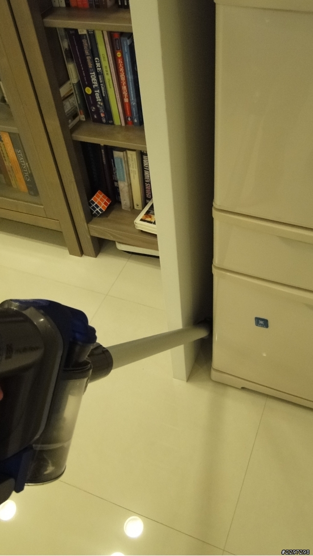 DYSON 輕型無線吸塵器 DC35 (開箱文)