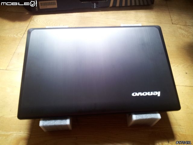 ideaPad Y580 開箱文