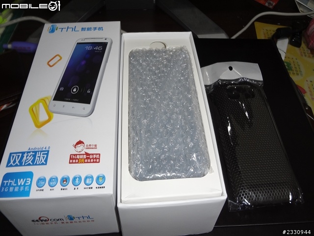 [開箱]長江ThL W3雙核機簡單開箱
