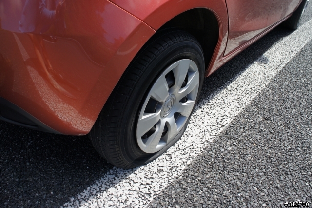 2012年7月沖繩OTS租車自駕實錄 (遇上爆胎)