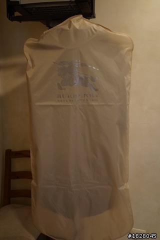 [分享] John Varvatos 與 Burberry Brit 外套