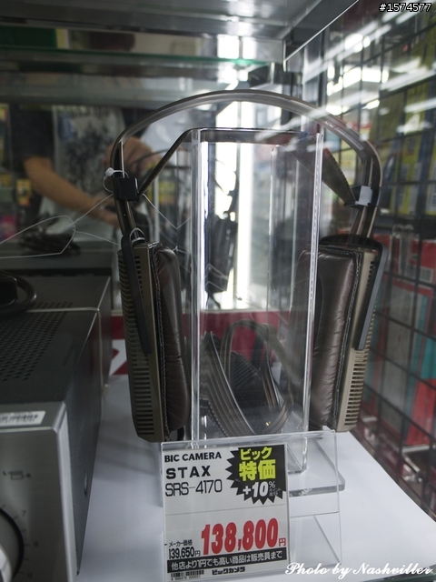 [純分享] 大阪難波 Bic Camera，試聽機摸到爽...
