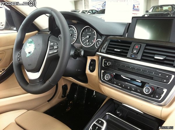 我的320D交車前的開箱