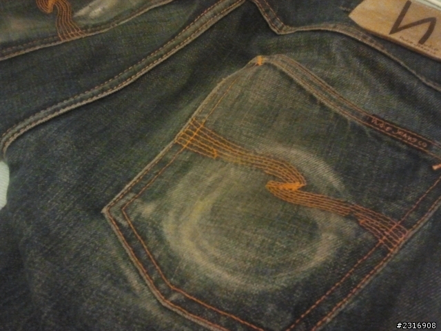 「分享」Nudie GRIM TIM DRY RED SELVAGE 養褲 一年八個月
