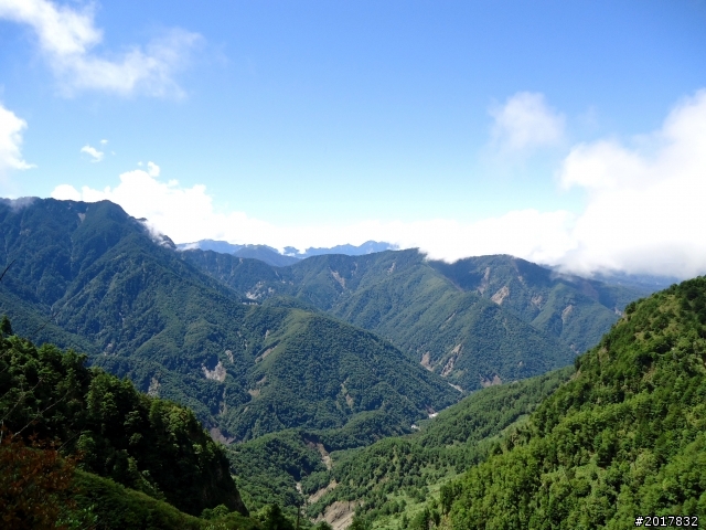 2012-8-12-13塔塔加麟趾山古道逍遙遊