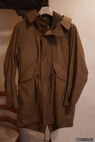 [分享] John Varvatos 與 Burberry Brit 外套
