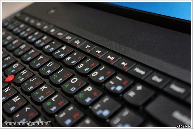 [開箱]ThinkPad Edge E530 中用不中看 安心卡實在