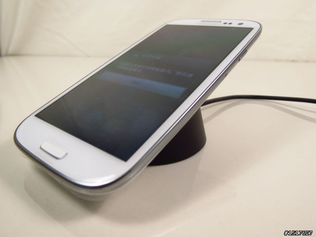 SAMSUNG S3 I9300 忍不住了! 無線充電!! 同廠加映 犧牲打4500mah超大容量電池