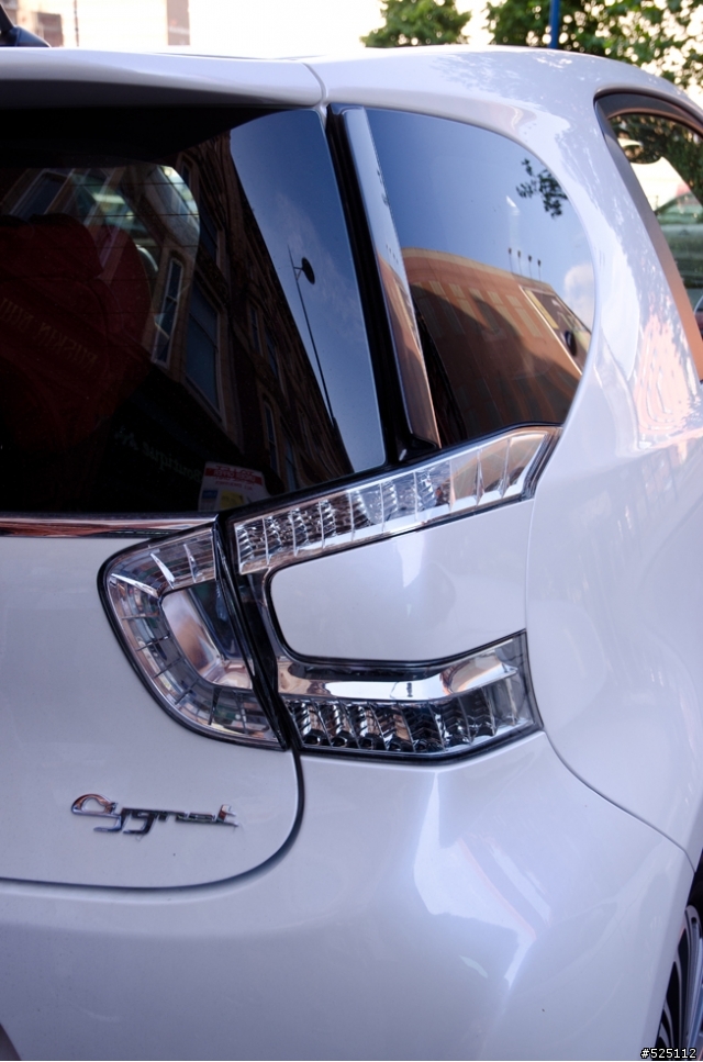 英國伯明翰遇見Aston Martin Cygnet