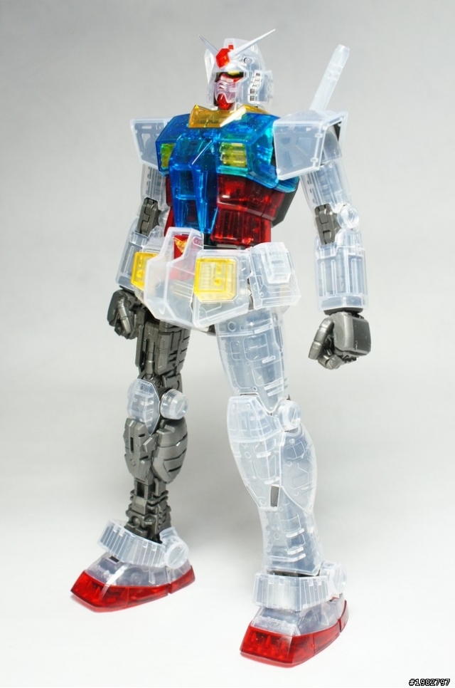 [分享] MG RX-78-2 Ver2.0 EXPO透明版