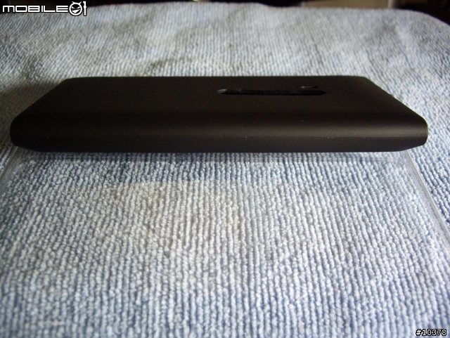 Lumia 900原廠膠套&皮套開箱
