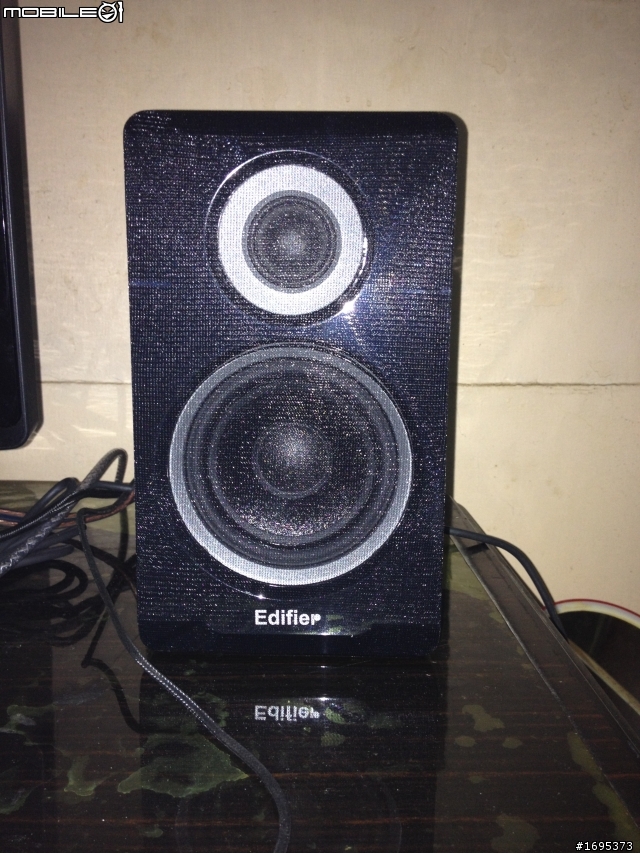 遲來的開箱文.....S530B+CREATIVE SB X-Fi Surround 5.1 PRO
