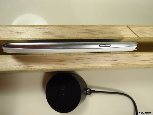 SAMSUNG S3 I9300 忍不住了! 無線充電!! 同廠加映 犧牲打4500mah超大容量電池