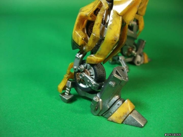 [分享] TRKARA TOMY - Bumblebee
