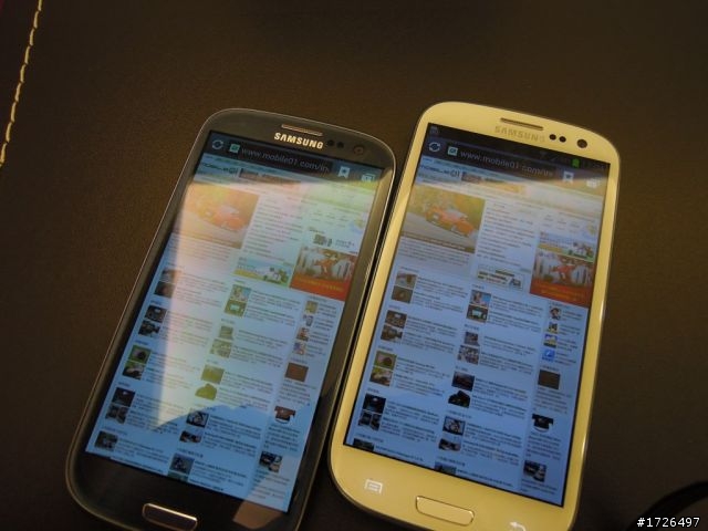 [開箱]「Samsung Galaxy SIII白得更有魅力!」+「藍白同堂相見歡」
