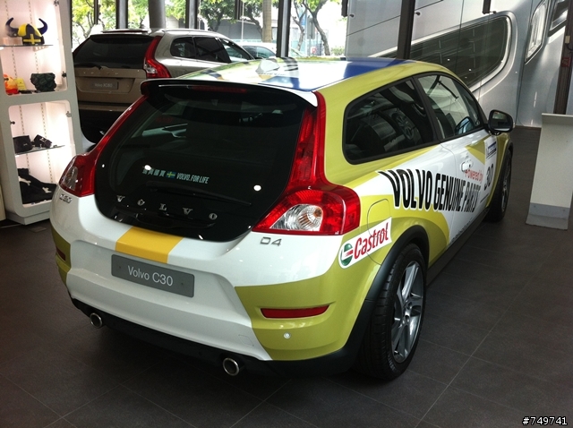 賞車看車比車簡單開箱VOLVO C30 D4  Vs   AUDI A1