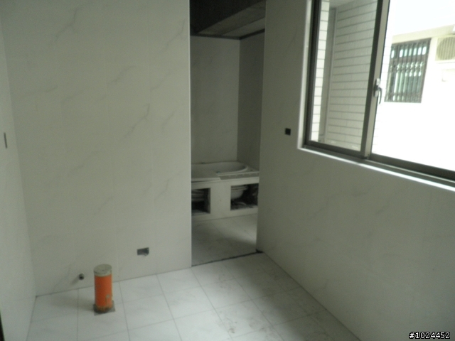 終於買房了 但這還不是開箱文 高雄 芳崗建設  *8/22 照片更新