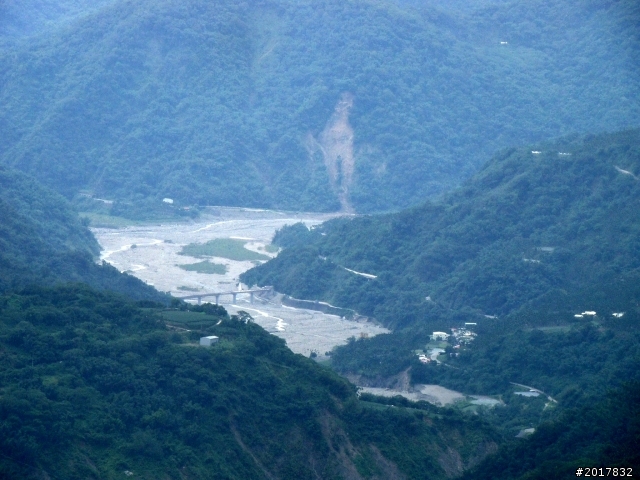 2012-8-12-13塔塔加麟趾山古道逍遙遊