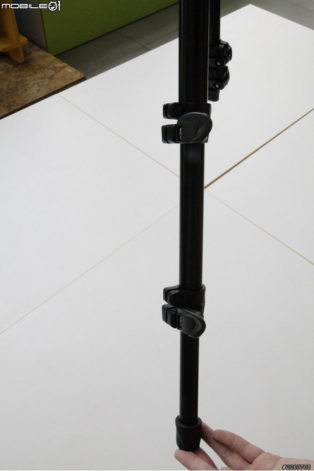 <開箱>午後大雨也要保持拉丁的自信與優雅。Manfrotto MK294超穩定腳架