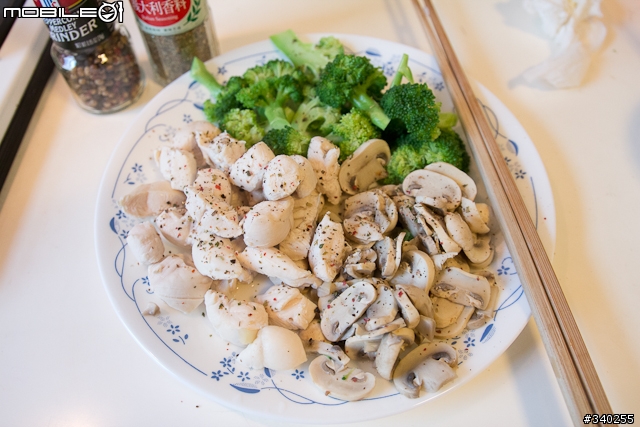 溫馨情人節餐點動手做~濃郁奶香米披薩 搭配 甜心蒟蒻凍飲