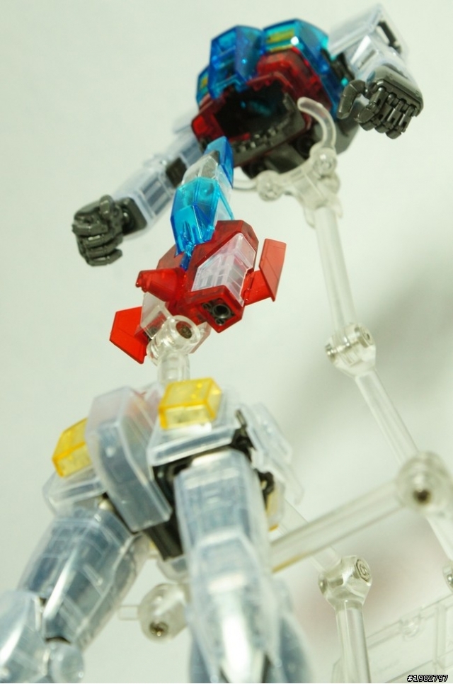 [分享] MG RX-78-2 Ver2.0 EXPO透明版