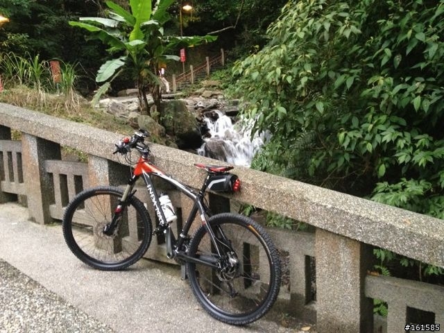 聖母朝聖地登山道