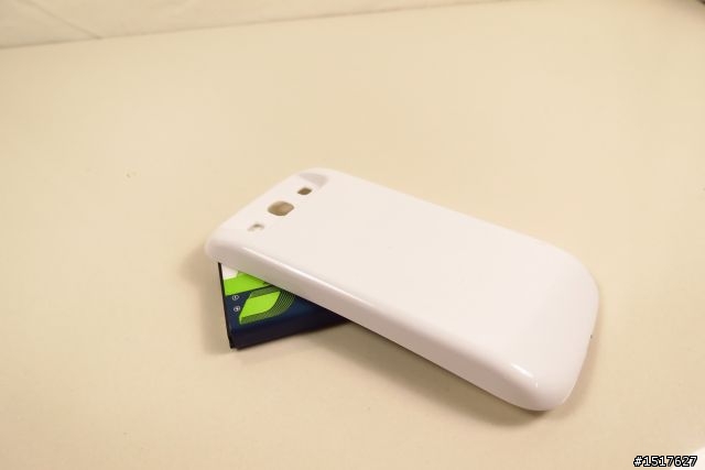 SAMSUNG S3 I9300 忍不住了! 無線充電!! 同廠加映 犧牲打4500mah超大容量電池