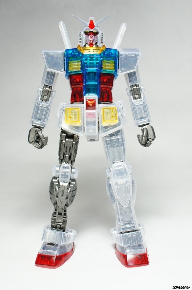 [分享] MG RX-78-2 Ver2.0 EXPO透明版