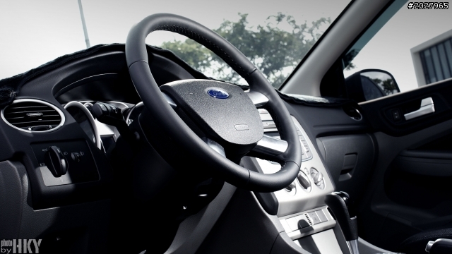 Ford Focus mk2 1.8 5D 代朋友開箱
