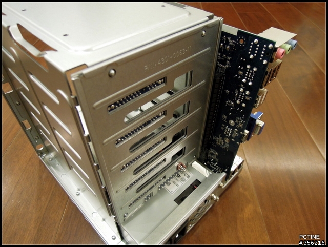 【新機測試】Thecus N5550 - 不僅是 NAS 也是多媒體播放器