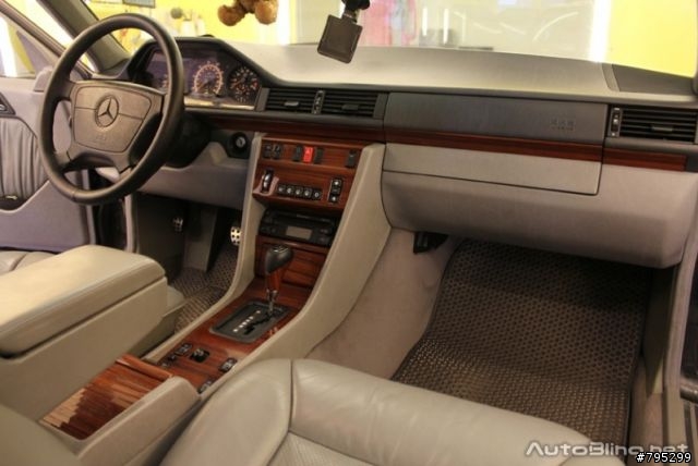如果你是車主會想割愛嗎?Mercedes-Benz W124 E320!!