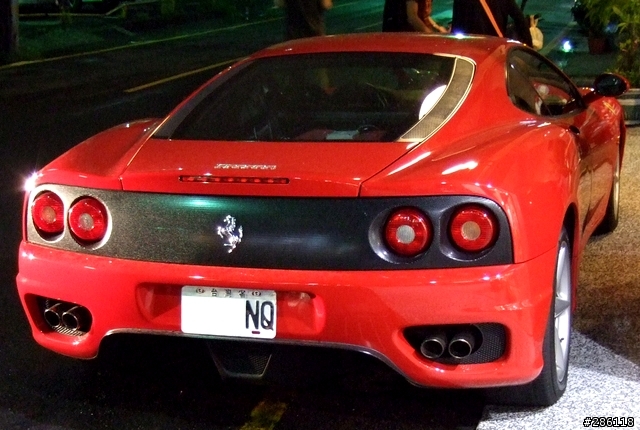 依舊超美的 360 modena
